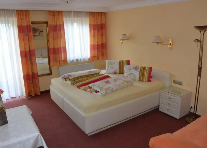 فندق مبيت وإفطار Haus Panorama 3*